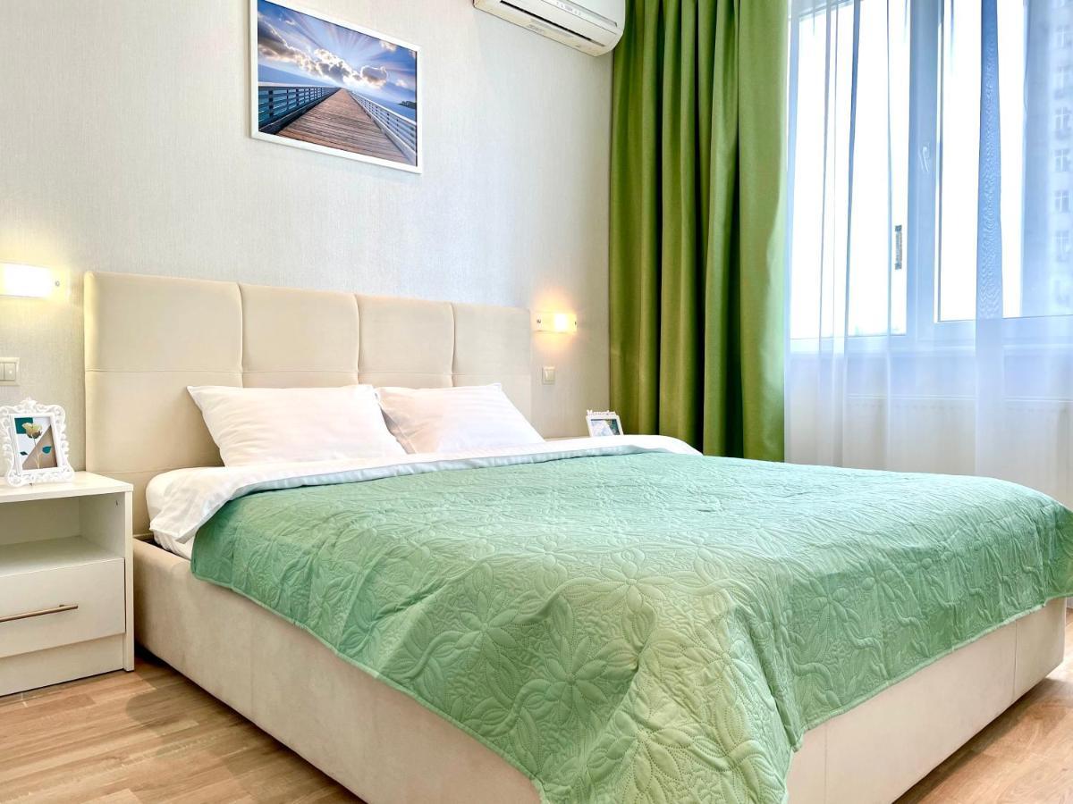 Navit Luxury Apartments With Breakfast Near The Railway Station, The City Center And The Park Киев Экстерьер фото